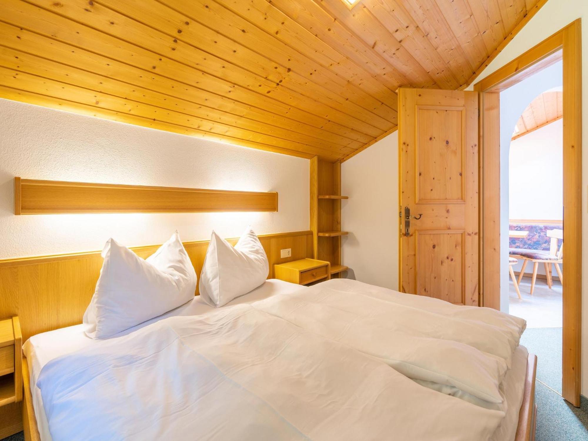 Beautiful Apartment In Mittersill With Balcony 외부 사진