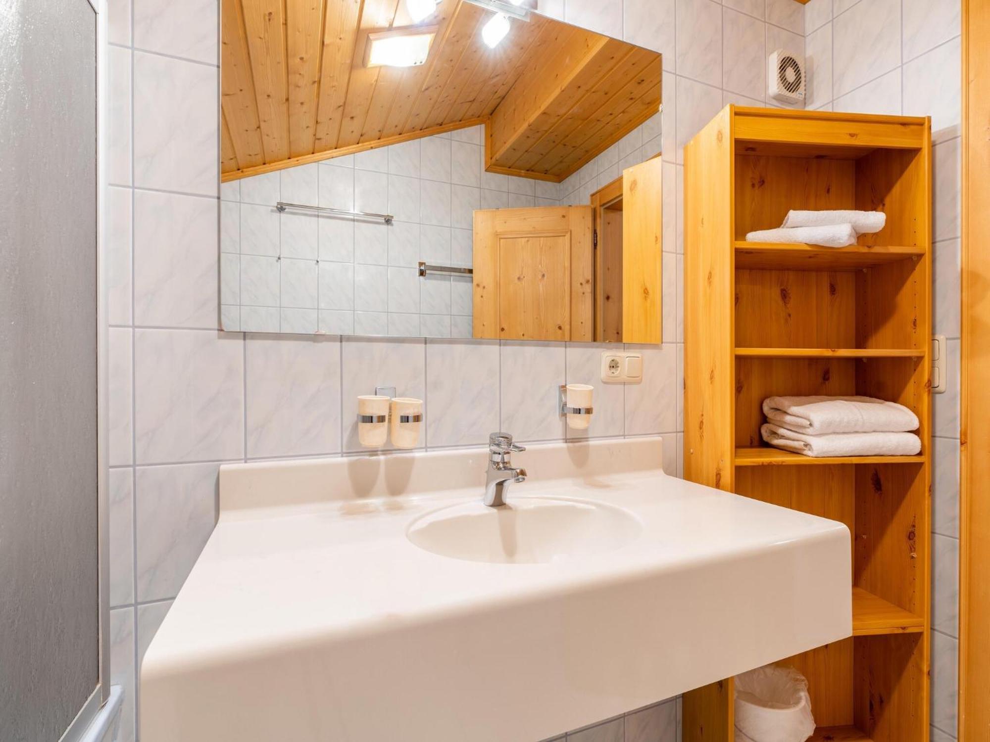 Beautiful Apartment In Mittersill With Balcony 외부 사진